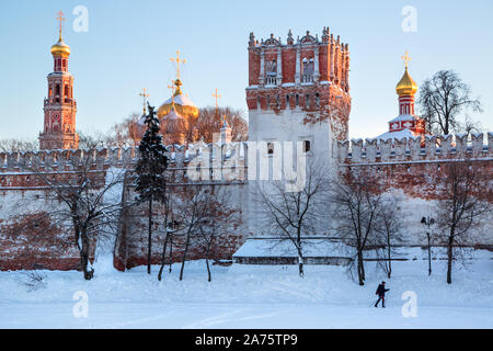 Vista invernale del Convento Novodevichy a Mosca , Russia Foto Stock