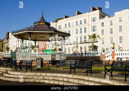 Il paesaggio urbano della città di Cobh, nella contea di Cork, Irlanda. Foto Stock