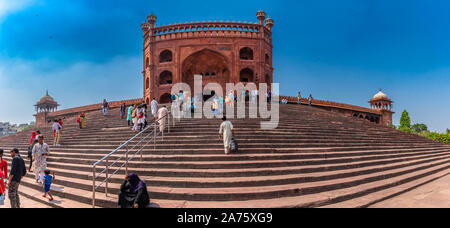 Delhi/ India - Ottobre 11,2019. La Masjid e Jahan Numa, comunemente noto come il Jama Masjid di Delhi, è una delle più grandi moschee in India. Foto Stock