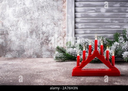 Svedese Tradizionale candelabro con sette candele Foto Stock