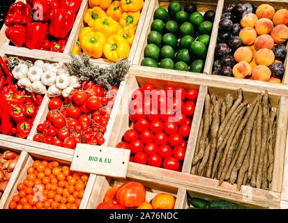 Gli ortaggi biologici nel mercato organico all'ANUGA FOOD fair, Colonia, nella Renania settentrionale-Vestfalia, Germania Foto Stock