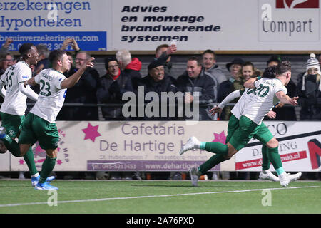 Kerkrade, Paesi Bassi. 30 ott 2019. HEERLEN, 30-10-2019, olandese Calcio, KNVB Beker seizoen 2019-2020, Sportpark Pronsebroek, Groene Ster - VVV Venlo, i giocatori di Groene Ster, celebrando l'obiettivo Credito: Pro scatti/Alamy Live News Foto Stock