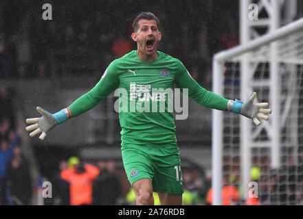 Londra, Inghilterra - 22 settembre 2018: Martin Dubravka di Newcastle nella foto durante il 2018/19 English Premier League tra Crystal Palace FC e Newcastle United a Selhurst Park. Foto Stock