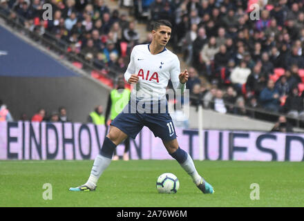 Londra, Inghilterra - Ottobre 6, 2018: Erik Lamela di Tottenham mostrato durante il 2018/19 English Premier League tra Tottenham Hotspur e Cardiff City a Wembley Stadium. Foto Stock