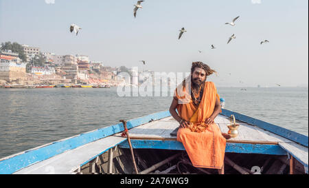 Uomo Santo in Varanasi Foto Stock