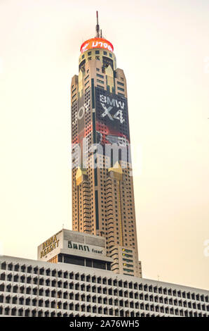 BANGKOK, Tailandia - 22 dicembre 2018: Vista di Baiyoke Tower II a Bangkok è il secondo edificio più alto 88 piani di altezza di 328.4 m. a Bangkok. Foto Stock