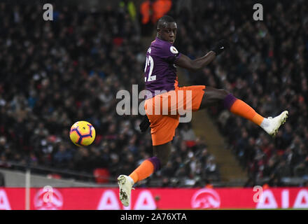 Londra, Inghilterra - Ottobre 29, 2018: Benjamin Mendy della città nella foto durante il 2018/19 English Premier League tra Tottenham Hotspur e il Manchester City a Wembley Stadium. Foto Stock