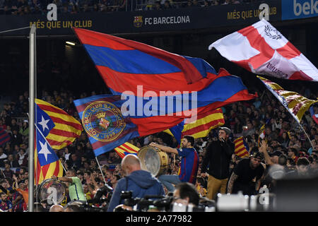 Barcellona, 29-10-2019. LaLiga 2019/ 2020, la data 11. Barcellona - Valladolid. bandiere Credito: Pro scatti/Alamy Live News Foto Stock