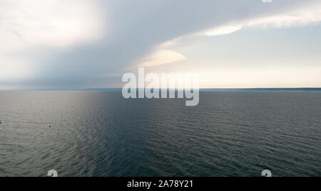 Bel tramonto sulla costa bulgara del Mar Nero Foto Stock