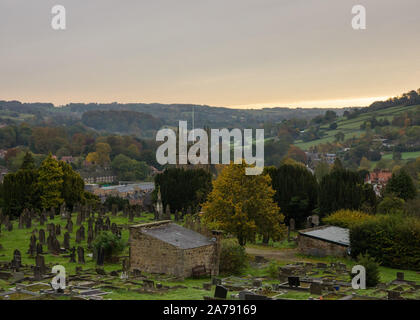 La mattina presto vista di St Giles chiesa in Matlock, Derbyshire Regno Unito Foto Stock