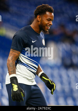 Londra, Regno Unito. Ottobre 30 Nicolas la cravatta di Chelsea durante il pre-match warm-up durante la Coppa Carabao quarto round tra Chelsea e Manchester Foto Stock