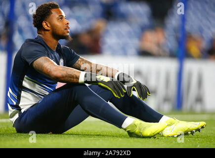 Londra, Regno Unito. Ottobre 30 Nicolas la cravatta di Chelsea durante il pre-match warm-up durante la Coppa Carabao quarto round tra Chelsea e Manchester Foto Stock