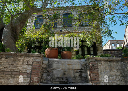 Doğanbey village è una parte della geografia abitata da filosofi e matematici di antichità che ha plasmato la storia del mondo, architettura e Foto Stock