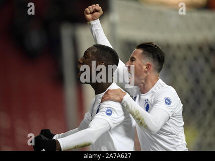 Copenhagen, Danimarca. 31 ott 2019. Mohamed Daramy, FC Copenhagen celebra la sua seconda meta con il compagno di squadra Bryan Oviedo, FCK, FC Copenhagen durante il Sydbank Cup Soccer match tra FC Copenhagen e FC Nordsjaelland in Telia Parken, Copenhagen, Danimarca. Credito: Lars Moeller/ZUMA filo/Alamy Live News Foto Stock