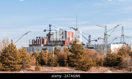 Nei pressi della centrale nucleare di Cernobyl in Ucraina in autunno Foto Stock