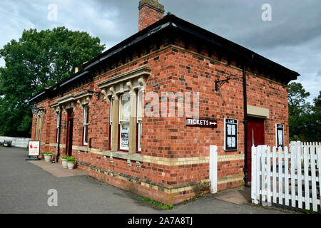 La linea di battaglia Stazione ferroviaria nei pressi del campo di battaglia di Bosworth Heritage Centre, Ambion Lane, Sutton Cheney, Nuneaton, Leicestershire, Regno Unito Foto Stock