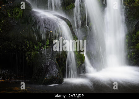 Cascata a valle della desolazione, Yorkshire Dales Foto Stock