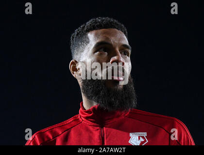 Londra, Inghilterra - 15 febbraio 2019: Adrian Mariappa di Watford raffigurato prima dell'2018/19 FA Cup quinto round gioco tra il Queens Park Rangers FC e Watford FC a Loftus Road Stadium. Foto Stock