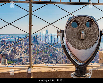 New York City Sky linee sono alcuni dei migliori del cielo della città viste in tutto il mondo. Foto Stock