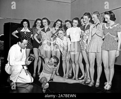 La NBC ragazze Dancing classe ca. 1938 o 1939 Foto Stock