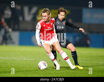 BOREHAMWOOD, Inghilterra - 31 ottobre: Jill Roord di Arsenal durante femminile UEFA Champions League Round di 16 Leg 2 corrispondenza tra l'Arsenal donne e Slavi Foto Stock