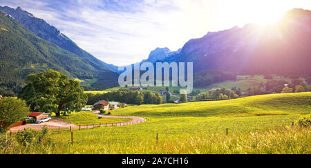 Valle di Ramsau in Berchtesgaden regione alpina paesaggio panoramico, Baviera, la regione della Germania Foto Stock