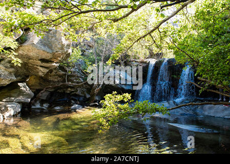 Cascate di Pythara nell'isola di Andros, Cicladi Grecia Foto Stock