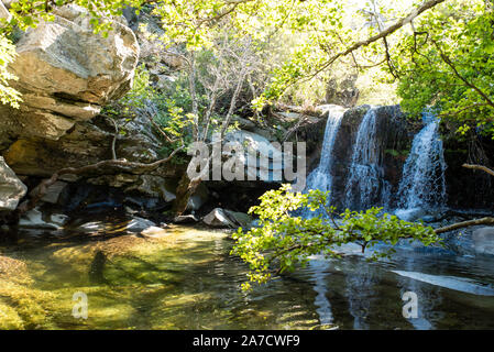 Cascate di Pythara nell'isola di Andros, Cicladi Grecia Foto Stock