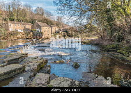 Demenses mulino e il Fiume Tees, Barnard Castle, Teesdale, REGNO UNITO Foto Stock