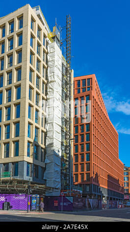 Il Calico Building e il carding Building, (in costruzione, ottobre 2019), Manchester New Square Development Manchester, Inghilterra, Regno Unito Foto Stock