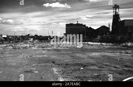 Una miniera di carbone nel Dearne Valley, South Yorkshire nel 1983. La miniera di carbone (insieme con tutte le altre miniere di carbone del Regno Unito) è stata chiusa. Foto Stock