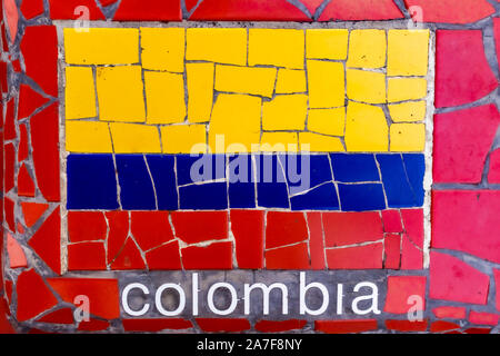 Bandiera colombiana mosaico con tessere colorate Foto Stock