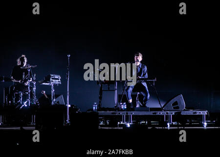 Produttore inglese James Blake si esibisce dal vivo a Torino Foto Stock