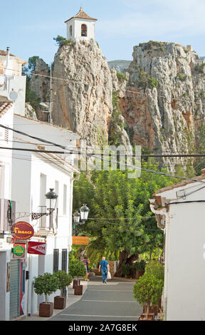 Vista del campanile di Guadalest Foto Stock