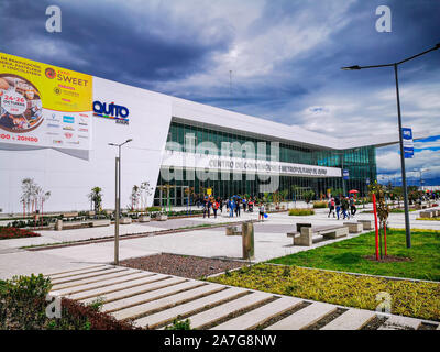 Quito Pichincha Ecuador - Ottobre 25, 2019: Bicentenario Event Center, centro di Quito vicino a un aeroporto e un centro di convenzione. Foto Stock