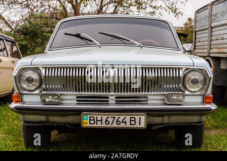 Vecchio Wolga GAZ-24 car Foto Stock