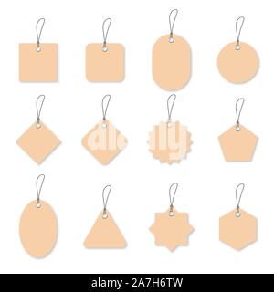 Imposta di vendita cartellini o etichette isolato. Illustrazione Vettoriale. Carrello vuoto etichette di diverse forme. Carta sconto tags Illustrazione Vettoriale