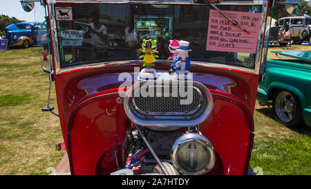 San Diego/STATI UNITI D'America - 11 agosto 2019 Ford,1928, classica vecchia auto d'epoca. Main Street America Corvette Car Show in Marina Parco Nord - Seaport Village Foto Stock