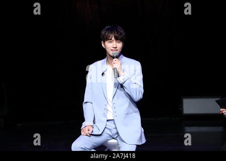 Corea del Sud il cantante e attore Kim Myung-soo, noto professionalmente come L, del sud coreano boy gruppo esegue infinita durante 2019 Kim Myung soo solo ventola Foto Stock