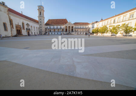 Coimbra, Portogallo - 6 Settembre 2019: Università di Coimbra cortile, Portogallo Foto Stock