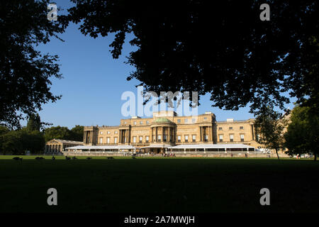 Parte posteriore del Buckingham Palace Vista generale GV, Londra. Foto Stock