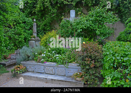 Claude Monet tomba in Sainte-Radegonde sagrato,, Giverny, Eure, Normandia, Francia Foto Stock