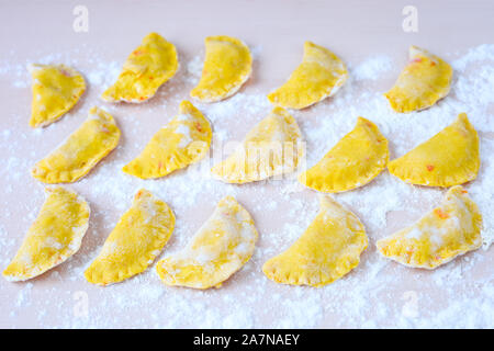 Raw gnocchi di zucca Foto Stock