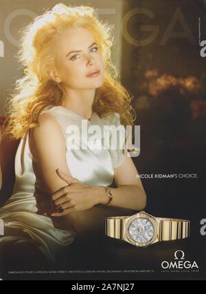 Poster pubblicitari orologio Omega con Nicole Kidman in magazzino carta dal 2010 anno, pubblicità creative OMEGA annuncio da 2010s Foto Stock