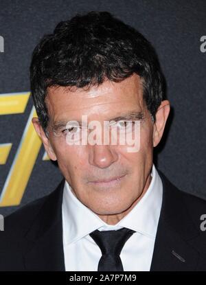 Beverly Hills, CA. 3 Novembre, 2019. Antonio Banderas presso gli arrivi per il XXIII Incontro annuale Hollywood Film Awards, il Beverly Hilton di Beverly Hills, CA 3 novembre 2019. Credito: Elizabeth Goodenough/Everett raccolta/Alamy Live News Foto Stock