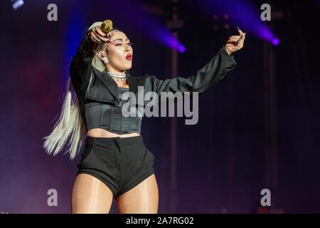 November 3, 2019, Las Vegas, Nevada, U.S: KALI UCHIS (KARLY-MARINA LOAIZA) durante il giorno N Vegas Music Festival presso il Las Vegas Festival Grounds in Las Vegas, Nevada (credito Immagine: © Daniel DeSlover/ZUMA filo) Foto Stock