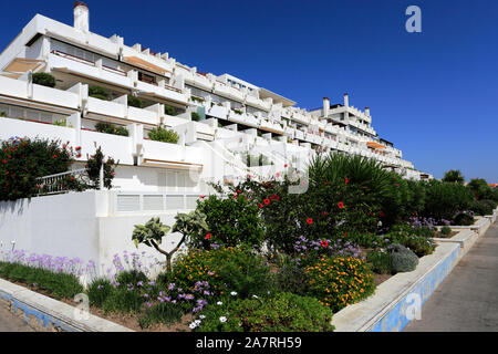 Vista di alberghi nella città di Vilamoura, Algarve, Portogallo meridionale, Europa Foto Stock