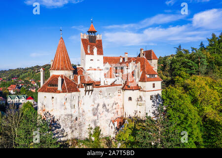 Brasov, in Transilvania. La Romania. Il castello medievale di crusca, noto per la leggenda di Dracula. Foto Stock