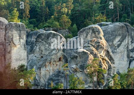 Formazioni di arenaria nel Paradiso ceco. Fotografia aerea. Foto Stock