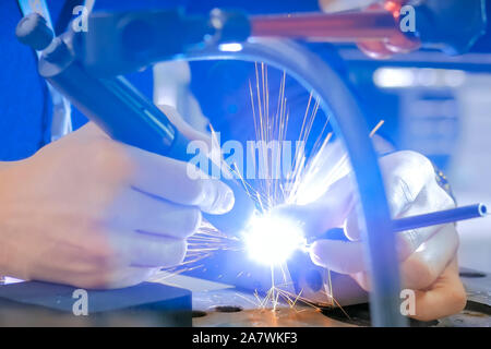 Gas Tungsten Arc Welding - GTAW o gas inerte tungsteno TIG Foto Stock